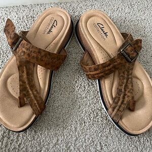 Clarks Women's Leopard Print Sandals.  Size 8W